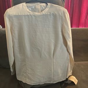 Women’s blouse, size 10, cream color, Jones New York, new w/ tags/extra buttons